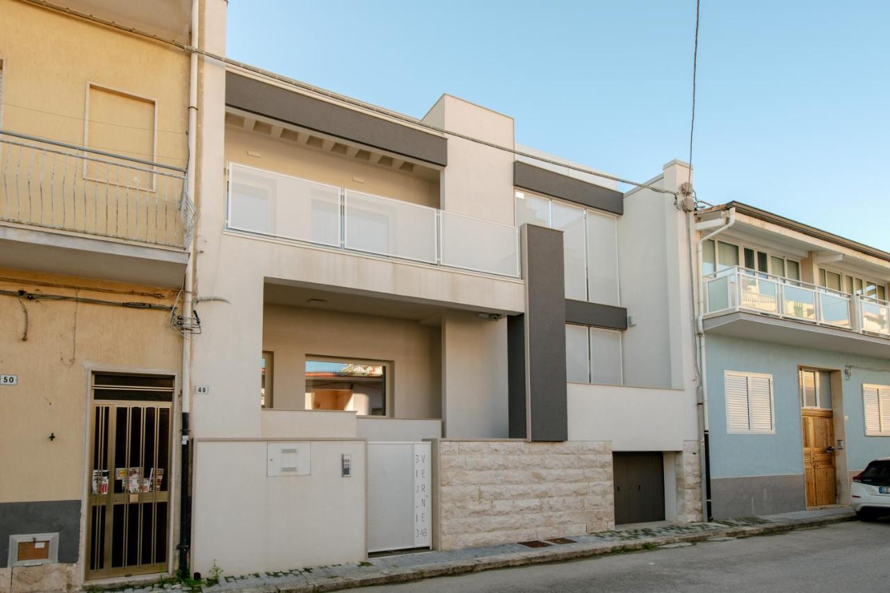 Holiday home Vacanze Giulio Verne